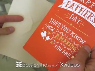 Passion-hd fathers יום זין מפלצתי מוצצת gift עם צעד גברת לנה rhoades